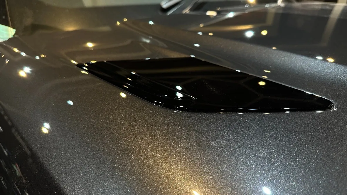 車の美しさを長期間守るコーティング技術