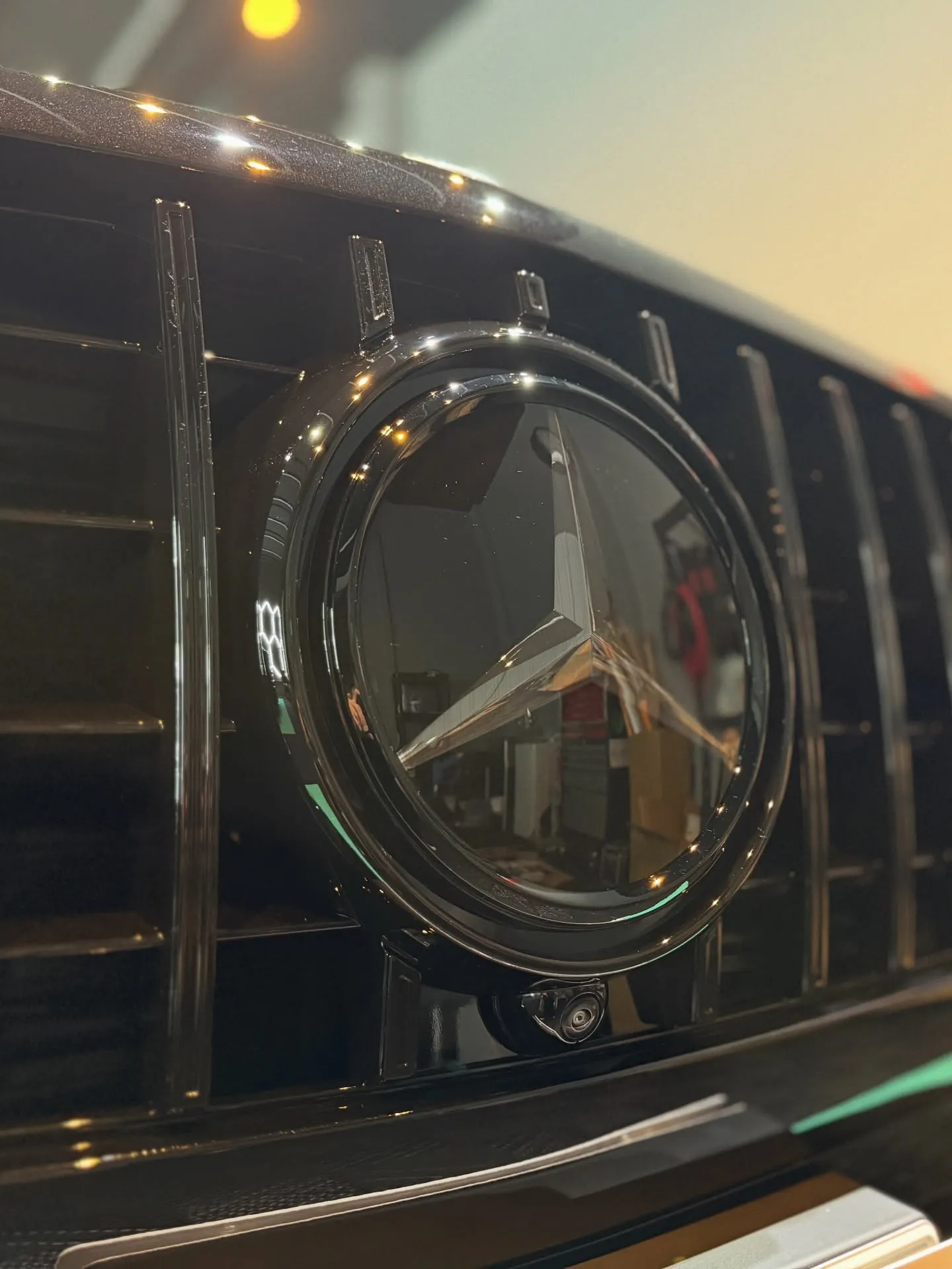 こちらは、新車ベンツGLE450dに施工された特別なコーティ...