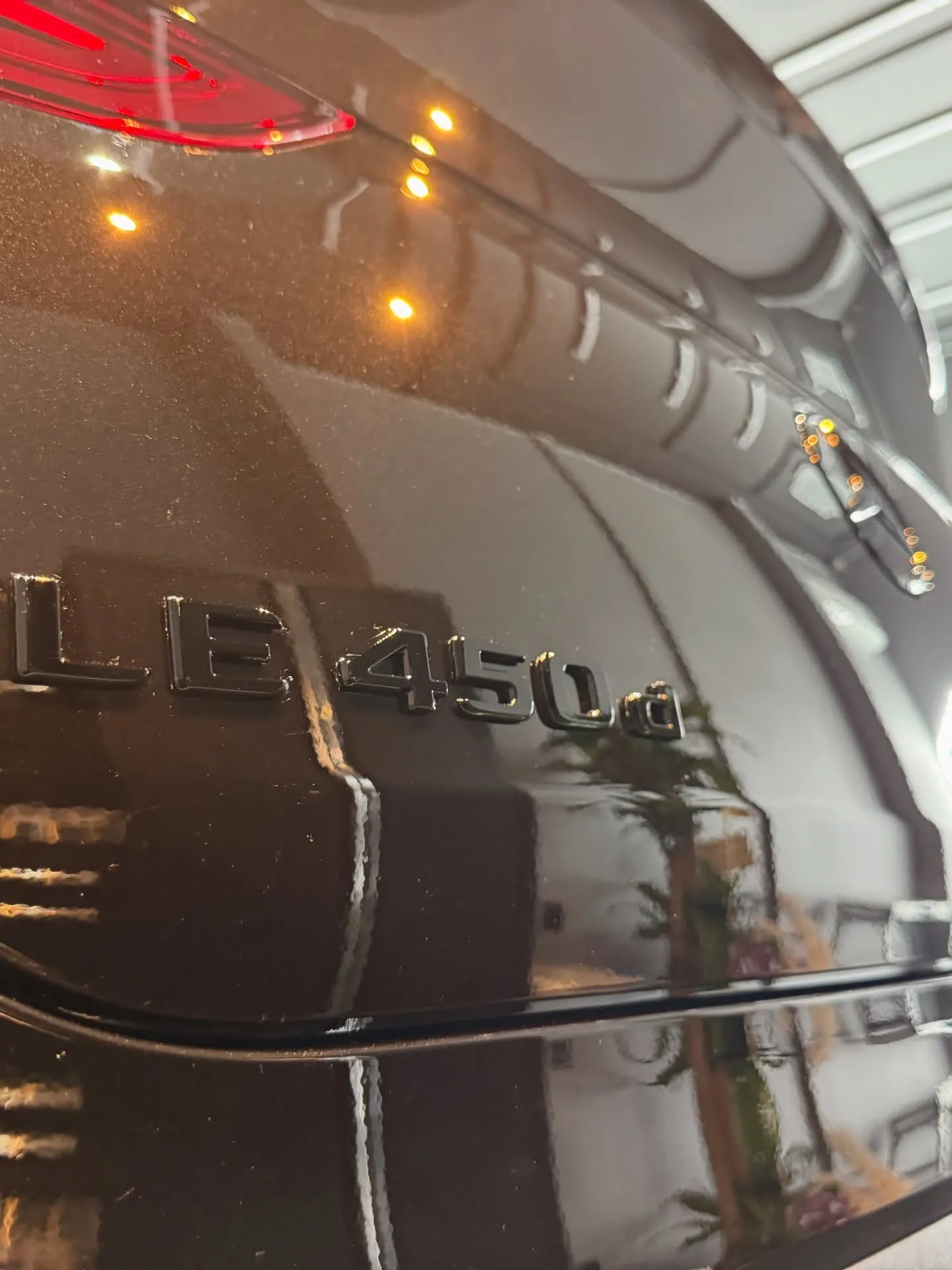 こちらは、新車ベンツGLE450dに施工された特別なコーティ...