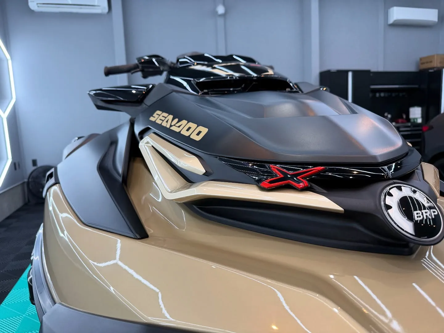 新艇SEA-DOO RXT-X 325がマリン専用セラミック...