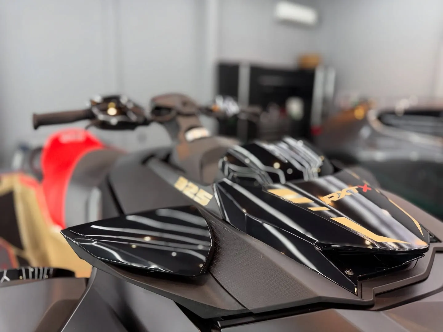 新艇SEA-DOO RXT-X 325がマリン専用セラミック...