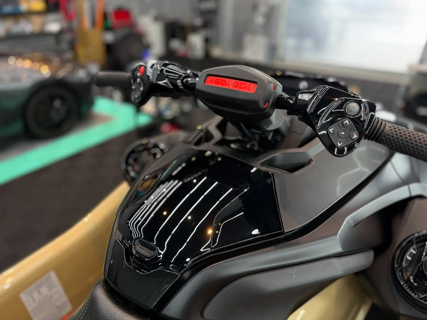 新艇SEA-DOO RXT-X 325がマリン専用セラミック...