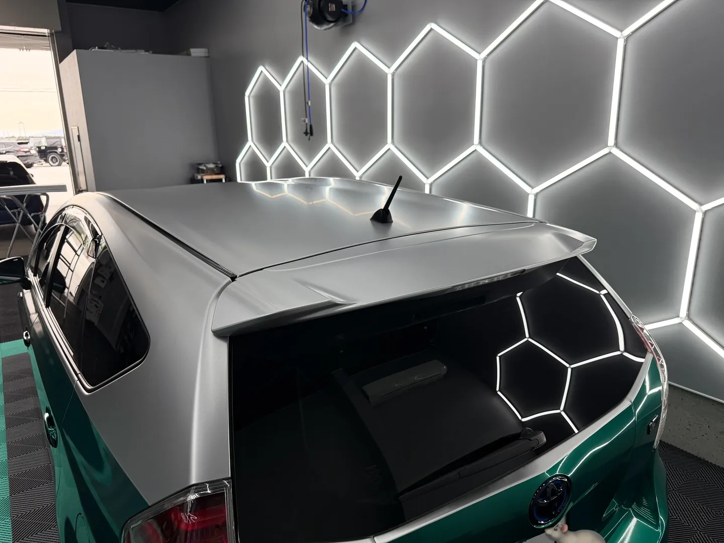 大胆かつスタイリッシュに愛車をイメチェンしてみませんか？✨💡