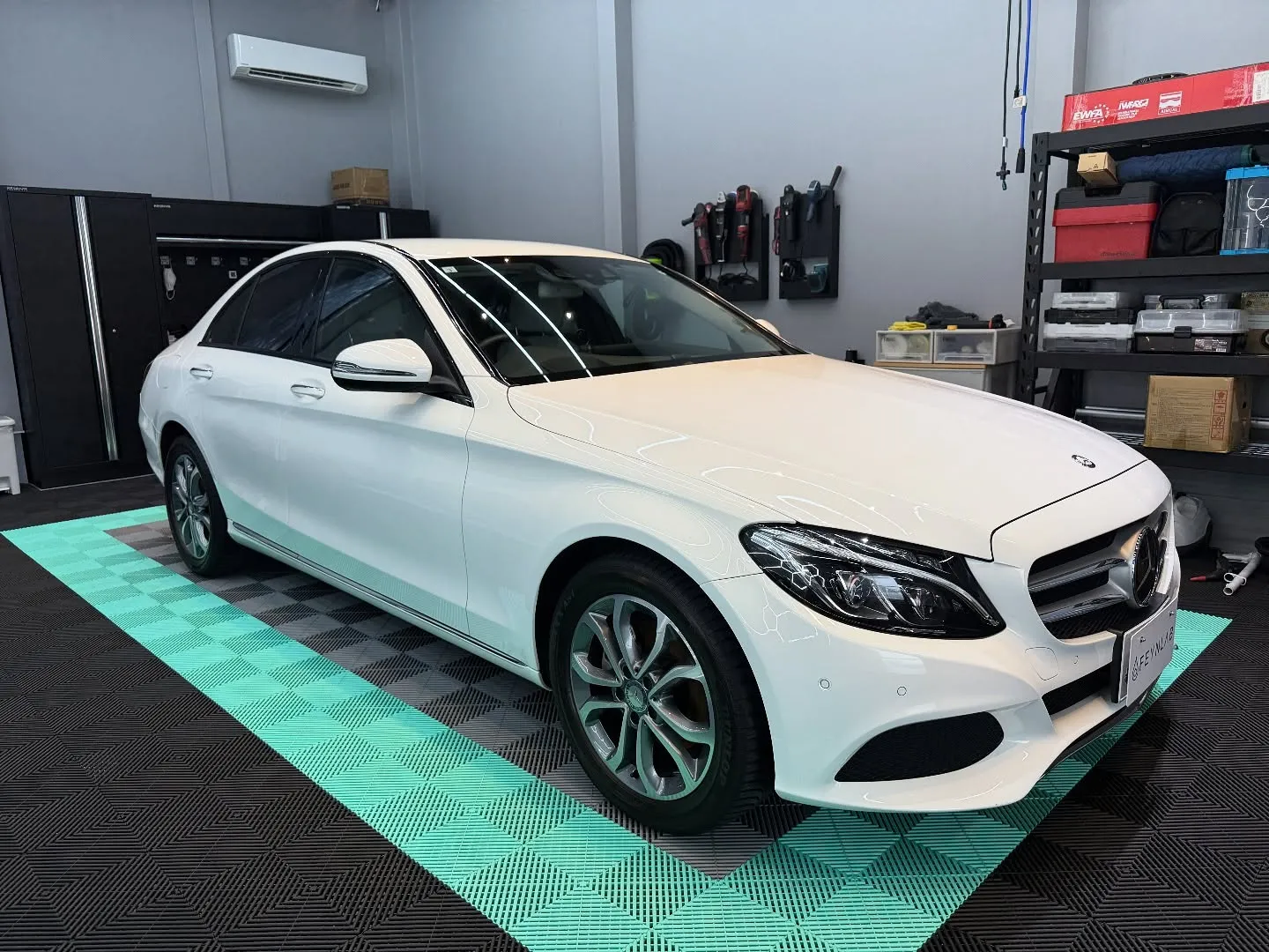 ✨メルセデス Cクラスをディテーリングいたしました！✨
