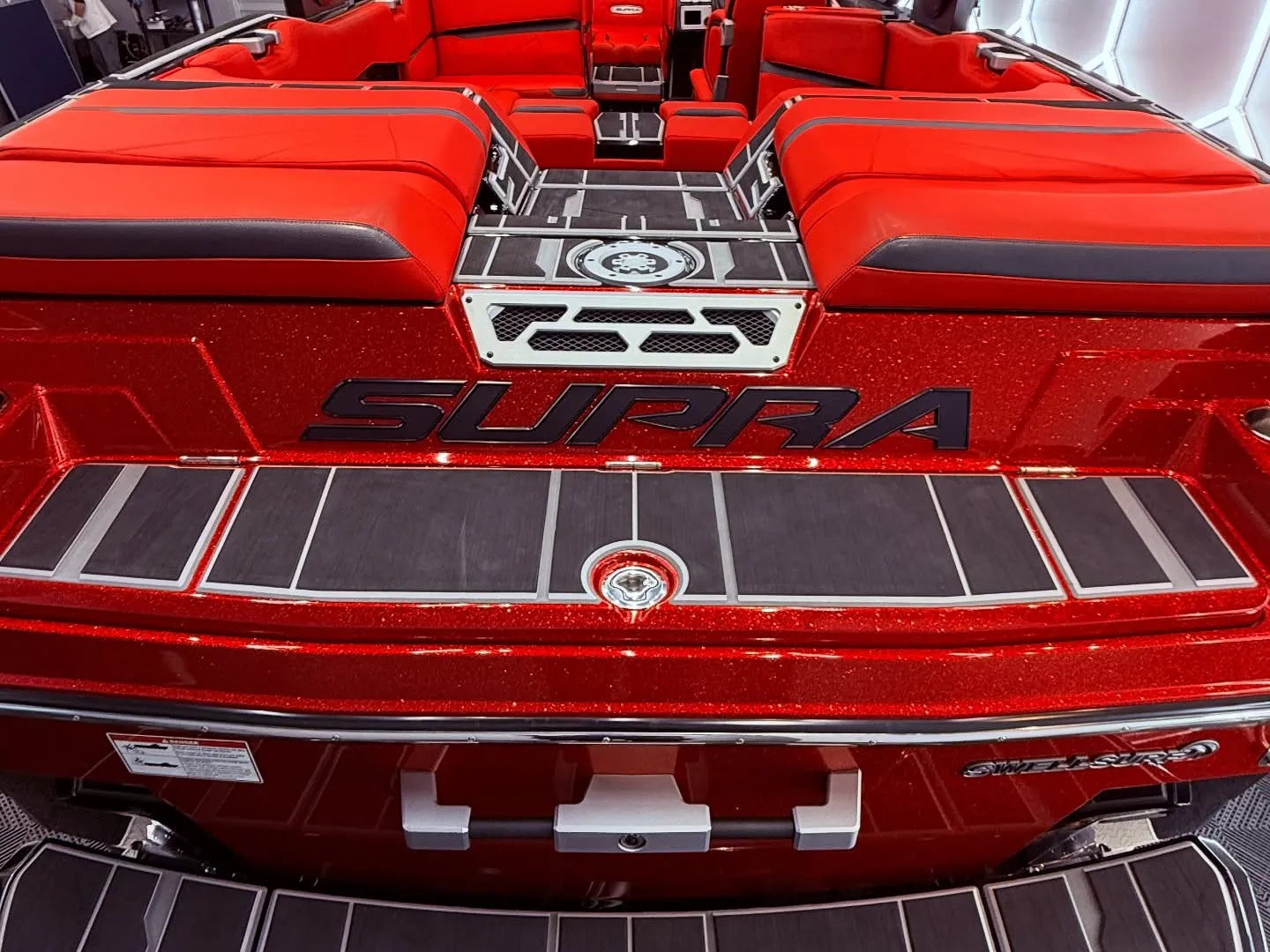 この度、弊社ではウェイクボードやウェイクサーフィンで有名なト...