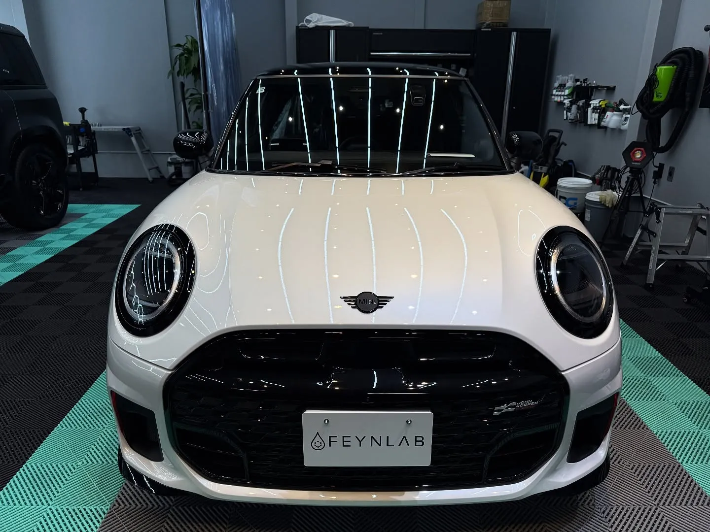 🚗✨ 新車ミニクーパーのJCWをさらなる輝きへ！